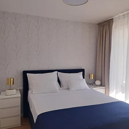 Salona Lux * Klis