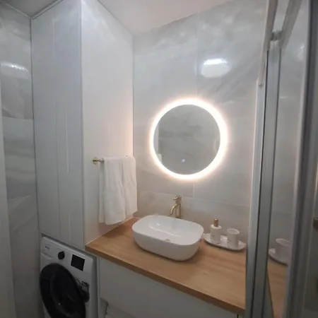 Salona Lux * Klis