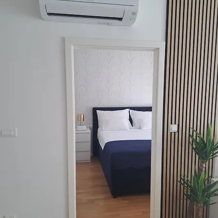 Salona Lux Apartman *