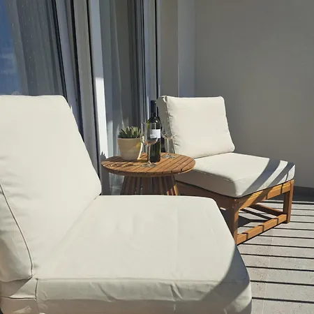 شقة Salona Lux